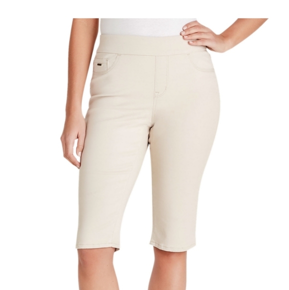 New Nine West Pull On Skimmer Shorts 